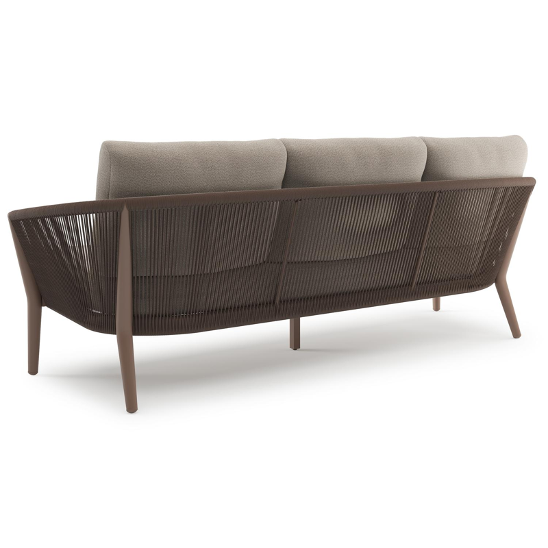 Orso loungeset in taupe aluminiumen zwart verticaal geweven ronde rope met Savane Coconut all weather sunbrella® luxe kussen