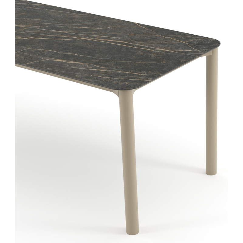Orso tuintafel rechthoekig afgerond in beige aluminium en volkeramiek Black Obsession - L 200 x B 80 x H 74.5 cm