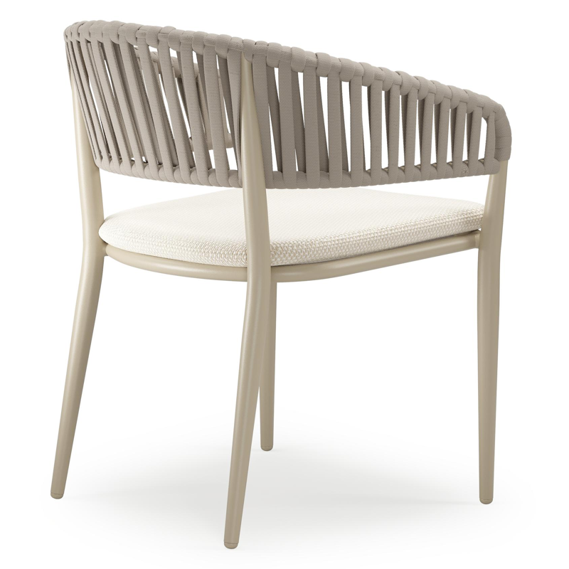 Tolfa stapelbare tuinstoel in beige aluminium en beige verticaal geweven luxe vlakke brede rope met stoelkussen in All Weather Cosytica Althea Off White