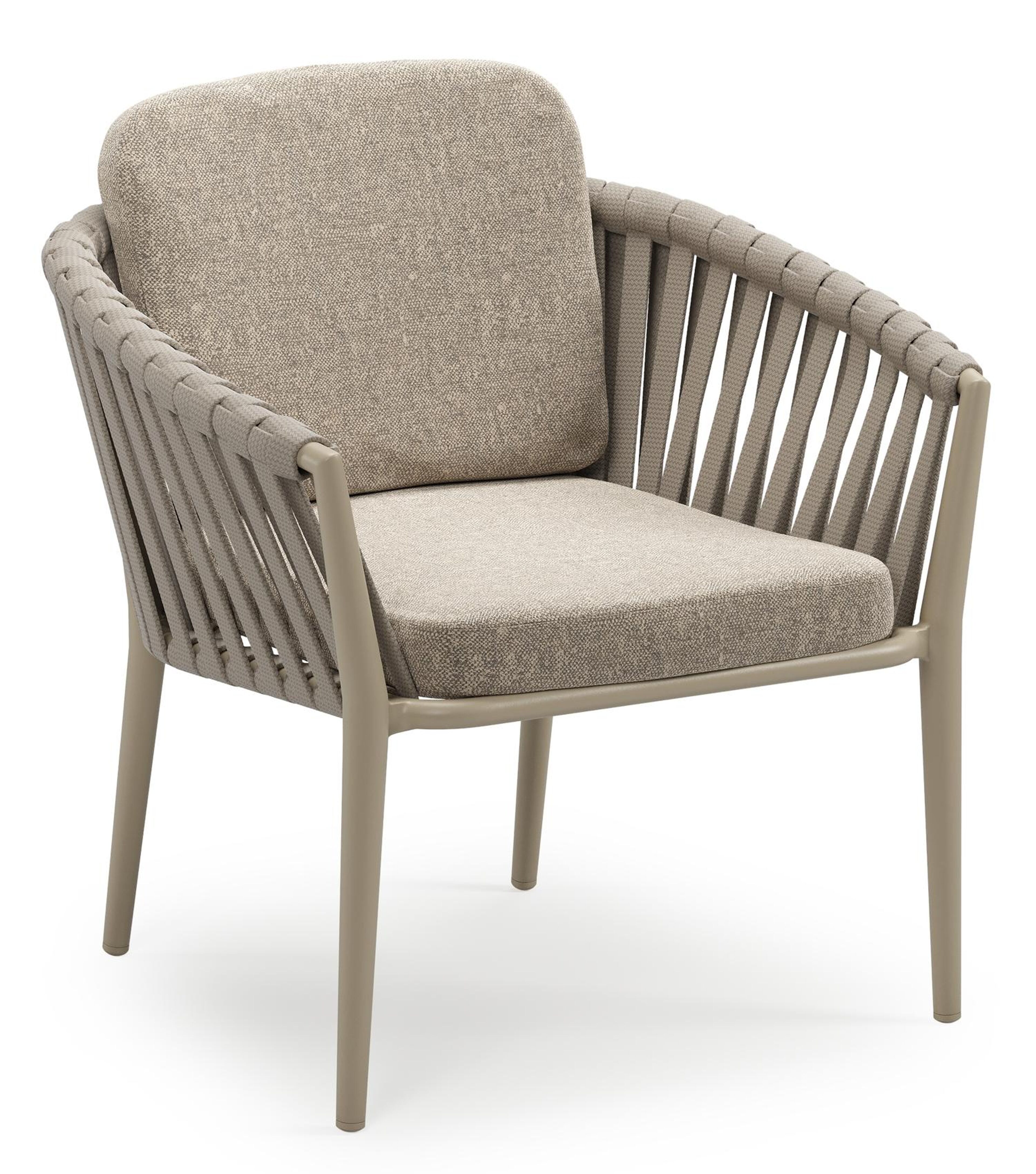 Orso low dining tuinstoel in beige aluminium en beige verticaal geweven luxe vlakke brede rope met stoelkussen in All Weather Sunbrella® Luxe Chartres Pewter