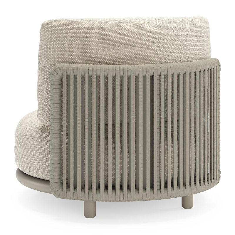 Lomano loungestoel in beige aluminium en beige verticaal geweven luxe vlakke rope met Althea Off White all weather cosytica