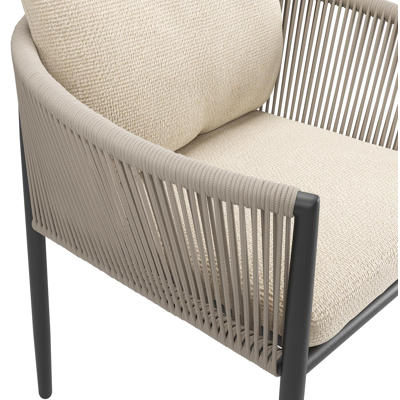 Organo tuinstoel in zwart aluminium en zwart verticaal geweven luxe vlakke rope met stoelkussen in All Weather Cosytica Althea Chalk