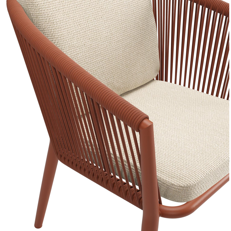 Chaise de jardin Orso en aluminium brun rouille et corde ronde tissée verticalement brun rouille avec coussin luxe en All Weather Cosytica Althea Chalk