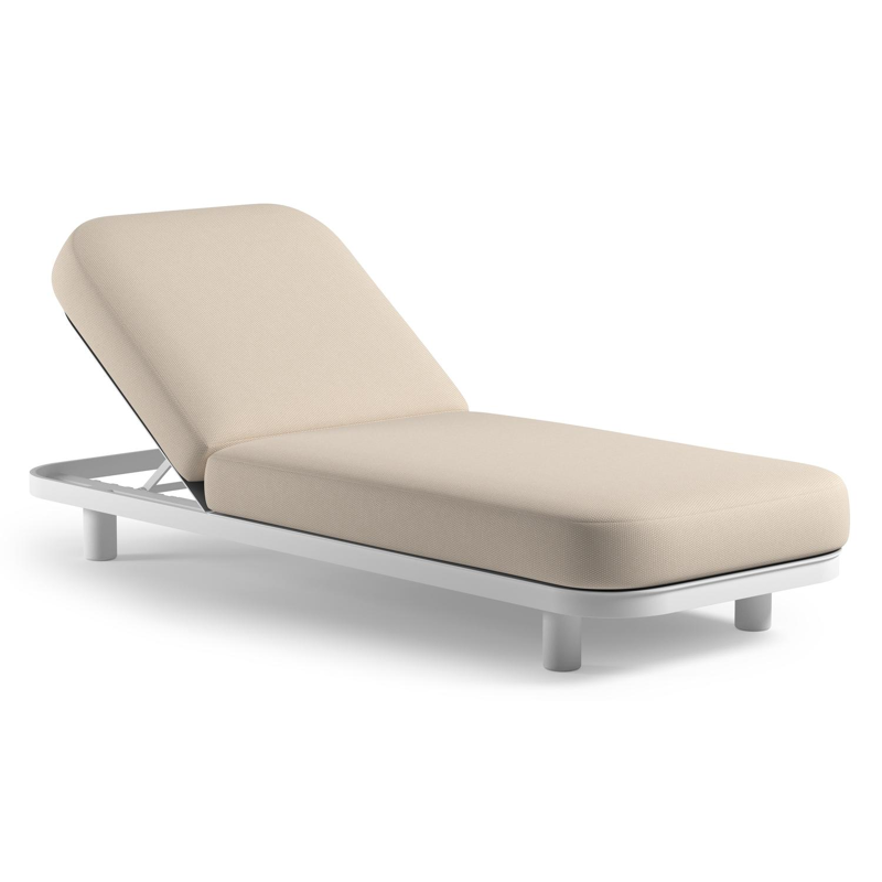 Donato verstelbaar ligbed in wit aluminium met lopi antique all weather Sunbrella® luxe kussen