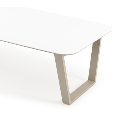 Pagino tuintafel bootvorm in beige aluminium en volkeramiek Arctic White - L 315 x B 115 x H 73 cm