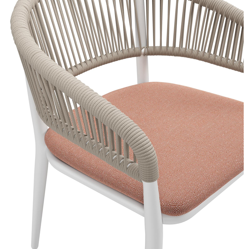 Tolfa stapelbare tuinstoel in wit aluminium en beige verticaal geweven ronde rope met stoelkussen in All Weather Sunbrella® Luxe Savane Rust