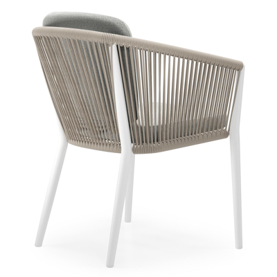 Orso tuinstoel in wit aluminium en beige verticaal geweven ronde rope met kussen in savane nimbus all weather sunbrella® luxe