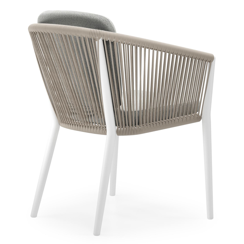 Orso tuinstoel in wit aluminium en beige verticaal geweven ronde rope met kussen in savane nimbus all weather sunbrella® luxe