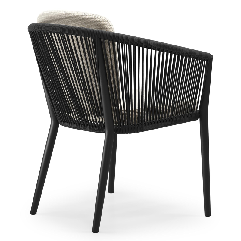 Orso tuinstoel in zwart aluminium en zwart verticaal geweven ronde rope met zitkussen in All Weather Cosytica Althea Off White