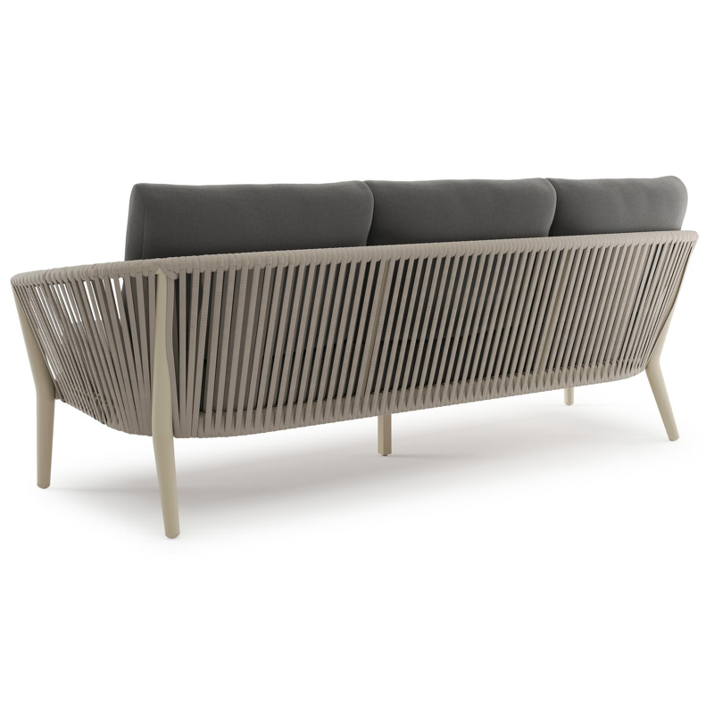 Orso loungebank in beige aluminium en beige verticaal geweven ronde rope met Natte Charcoal Chine all weather sunbrella® luxe kussen