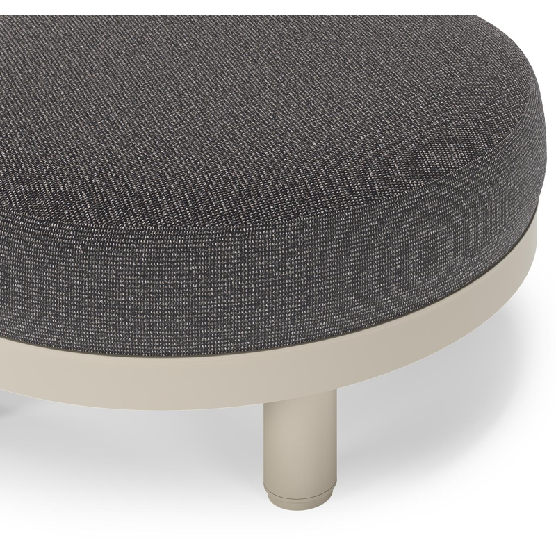 Donato lounge poef in beige aluminium met all weather solica Firenze Tunder kussen