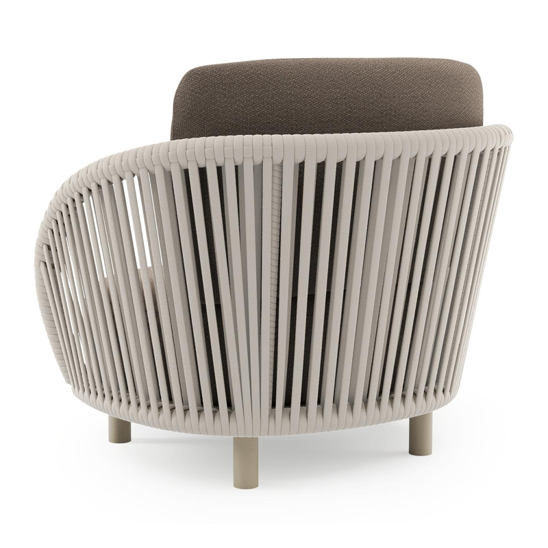 Lupino loungestoel in beige aluminium en beige verticaal geweven luxe vlakke brede rope met lopi coconut all weather sunbrella® luxe kussen