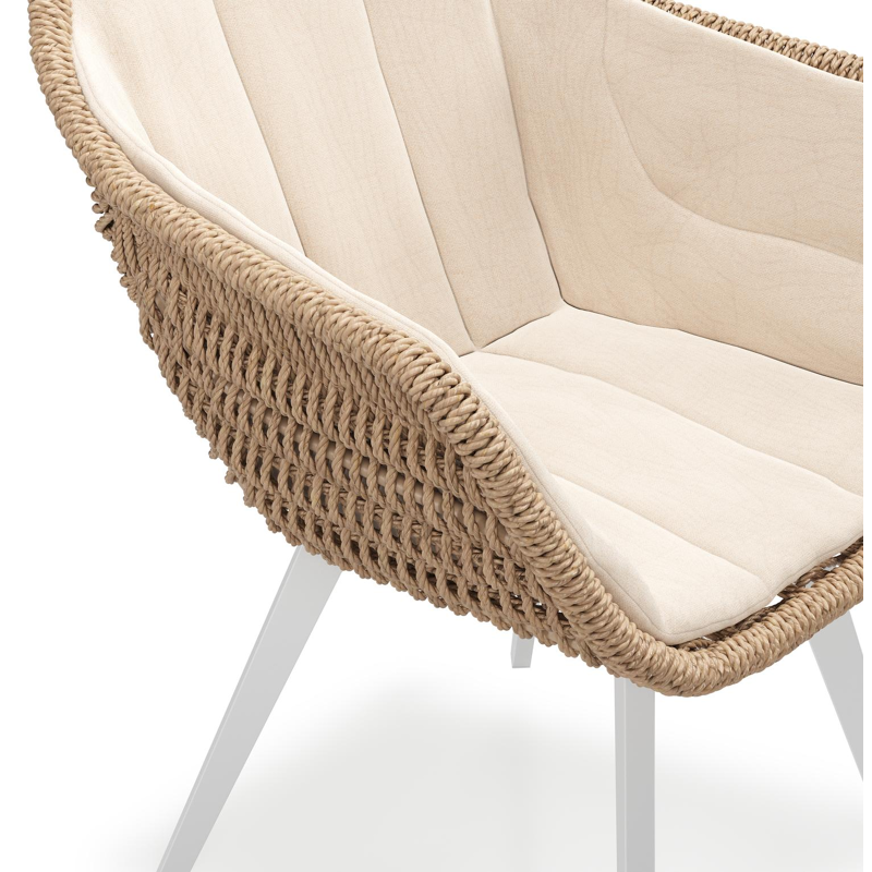 Pagino tuinstoel in wit aluminium en naturel ronde wicker met zitkussen in All Weather Sunbrella® Luxe Natte Linen Chalk