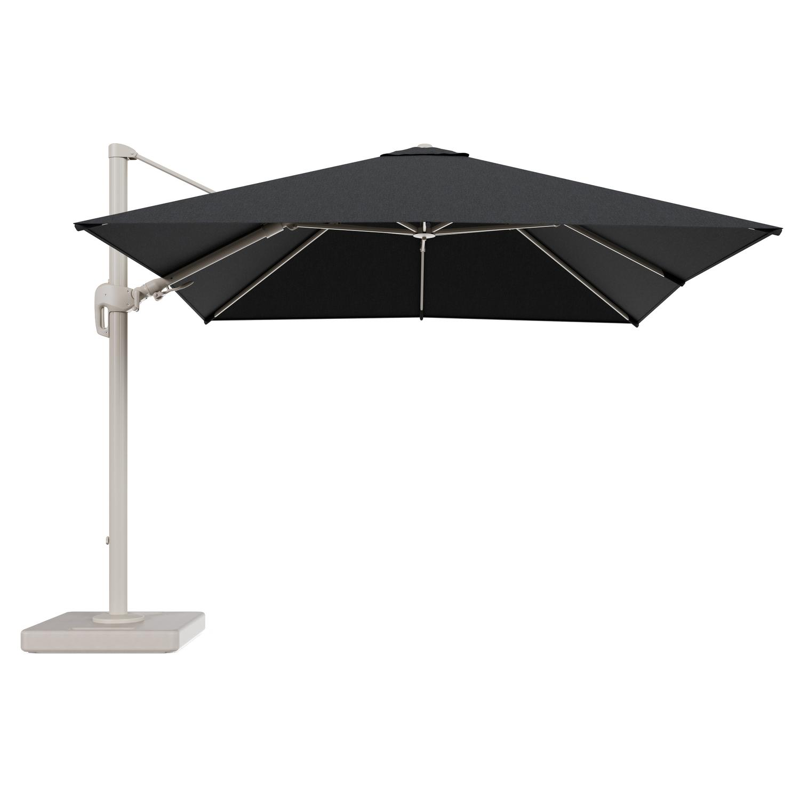 Parasol pendant Rufina avec fonction tilt en aluminium beige et toile de parasol en All Weather Sunbrella® Luxe Chartres Sooty - Lg.1 300 x Lg.2 300 cm avec pied de parasol Lapido 160 kg
