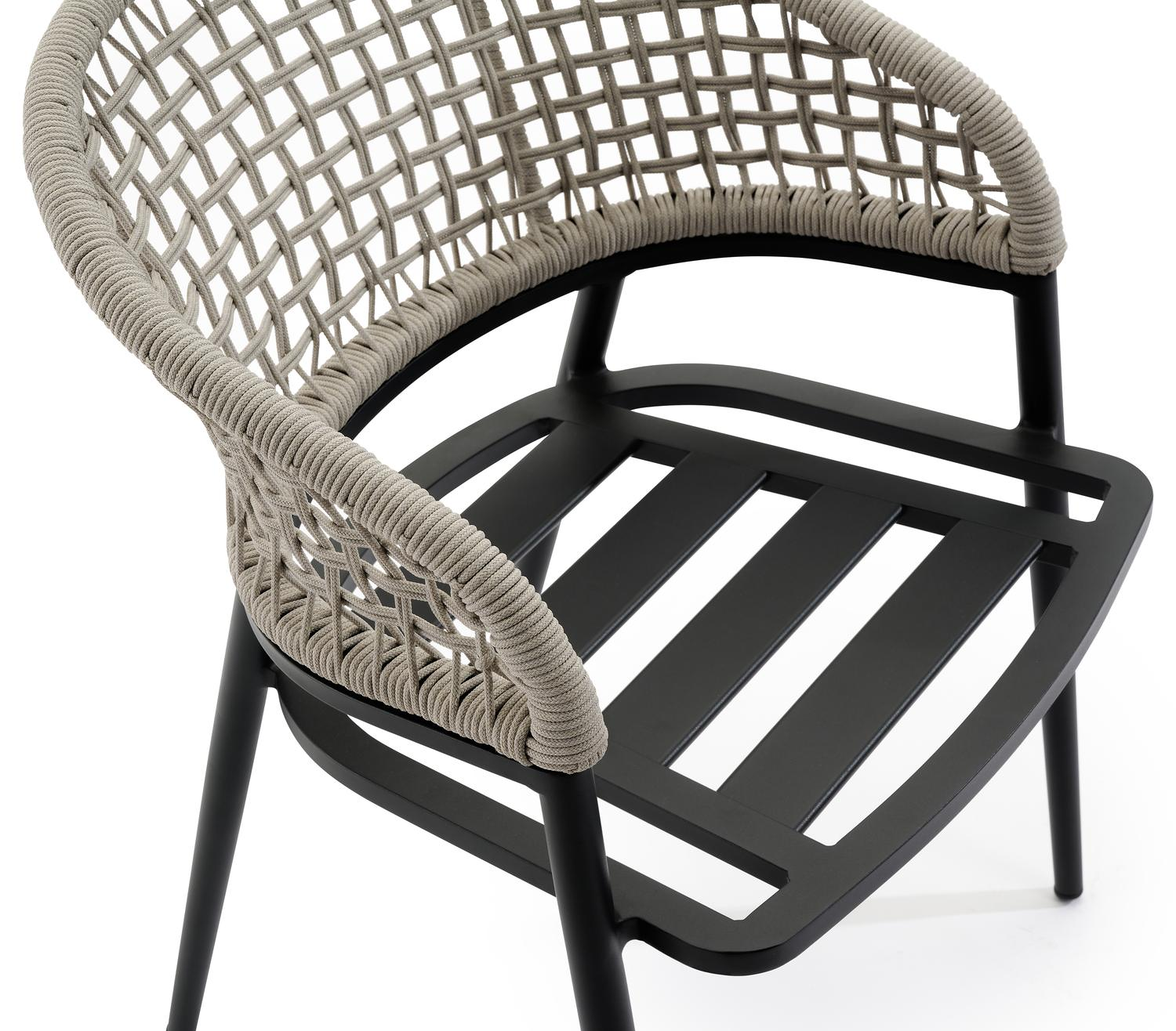 Lacrima tuinstoel in zwart aluminium en beige vierkant geweven ronde rope 