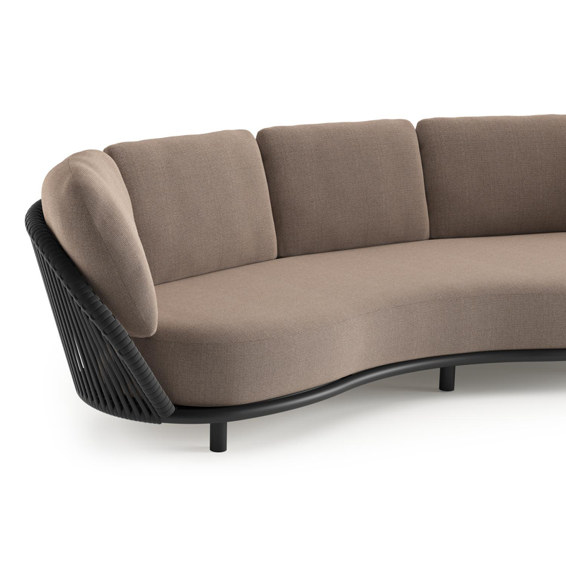 Lupino loungeset in zwart aluminium en zwart verticaal geweven luxe vlakke brede rope met savane earth all weather sunbrella® luxe kussen