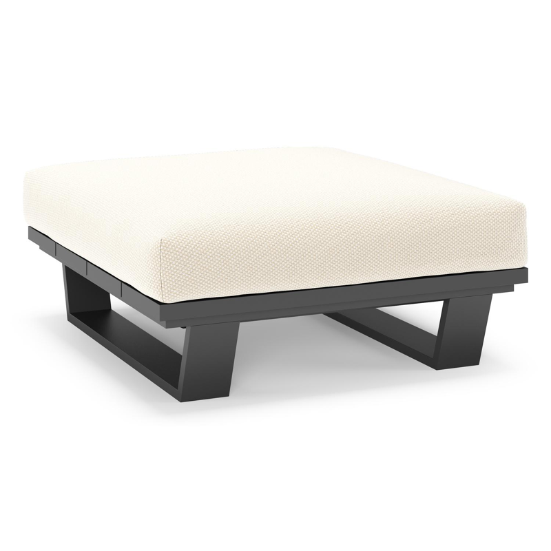 Pagino poef in zwart aluminium met althea off white all weather cosytica kussen