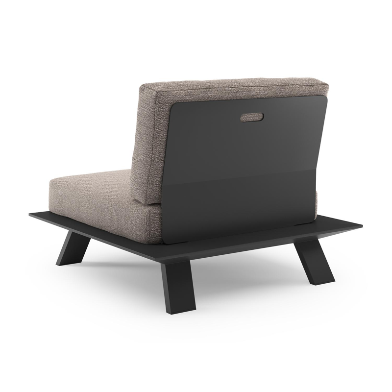 Cesano loungestoel in zwart aluminium met wander granite all weather Sunbrella® luxe kussen