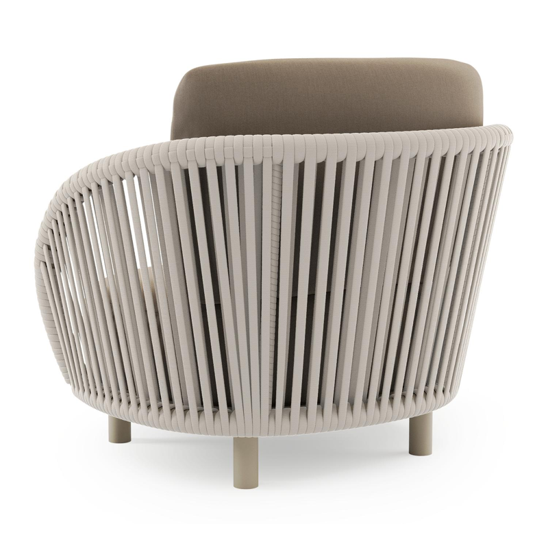 Fauteuil de jardin Lupino en aluminium beige et corde large plate de luxe tissée verticalement beige et coussins en all weather sunbrella® luxe natte heather grey