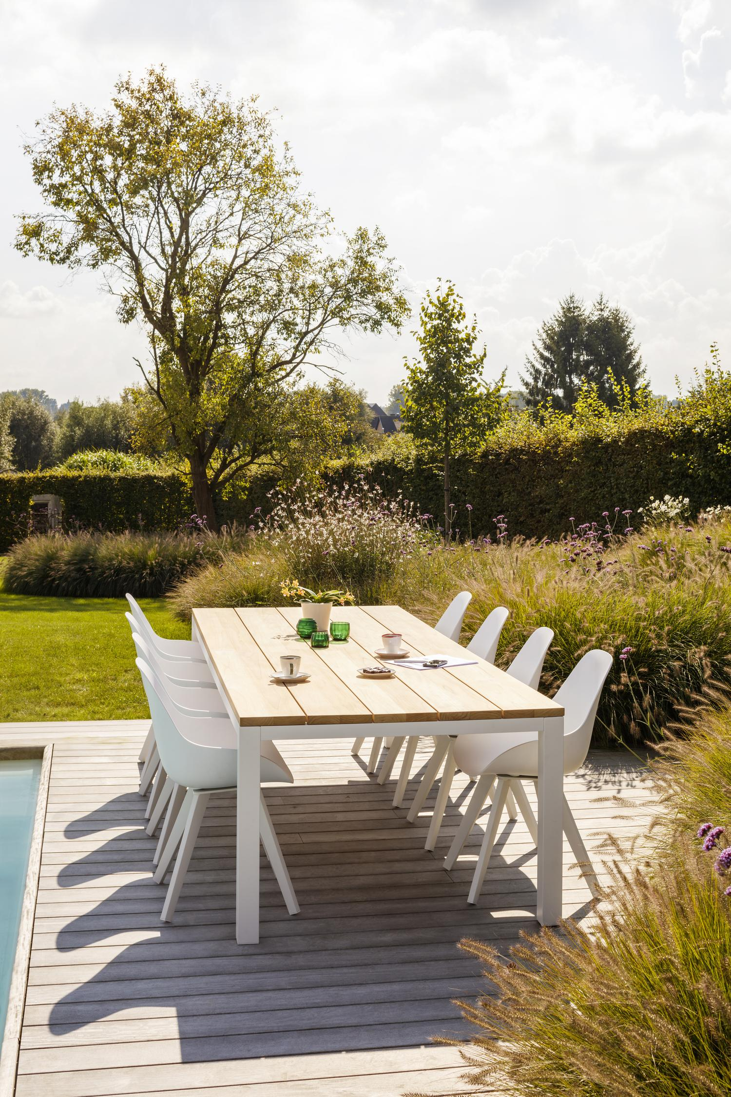 Mesa tuinstoel in wit aluminium en wit kunststof