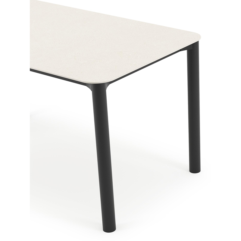 Orso tuintafel rechthoekig afgerond in zwart aluminium en volkeramiek beige - L 140 x B 80 x H 75 cm