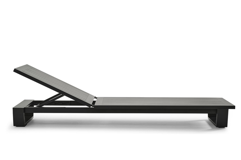 Pagino verstelbaar ligbed in zwart aluminium met natte charcoal chine Sunbrella® Premium kussen