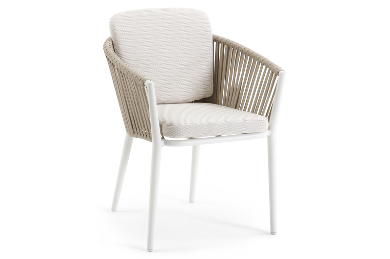 Orso tuinstoel in wit aluminium en beige verticaal geweven rope met kussen in lopi marble all weather sunbrella® luxe