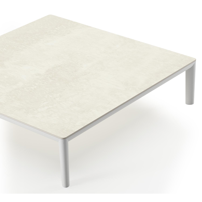 Tolosa loungetafel in wit aluminium met sintered stone beige - L 90 x B 90 x H 38 cm