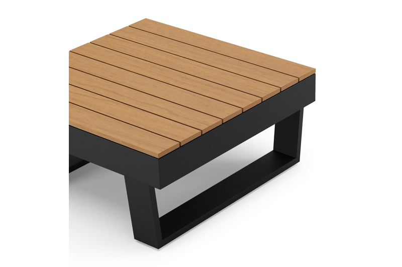 Table basse Alora en noir aluminium et polywood - Lg. 77 x Lrg. 77 x Haut. 35 cm