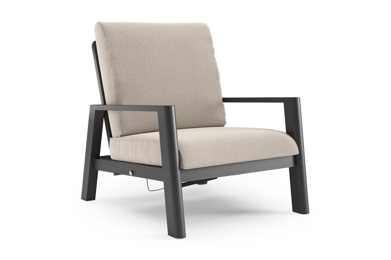 Cirello loungestoel in zwart aluminium met slow farafra all weather sunbrella® luxe kussen