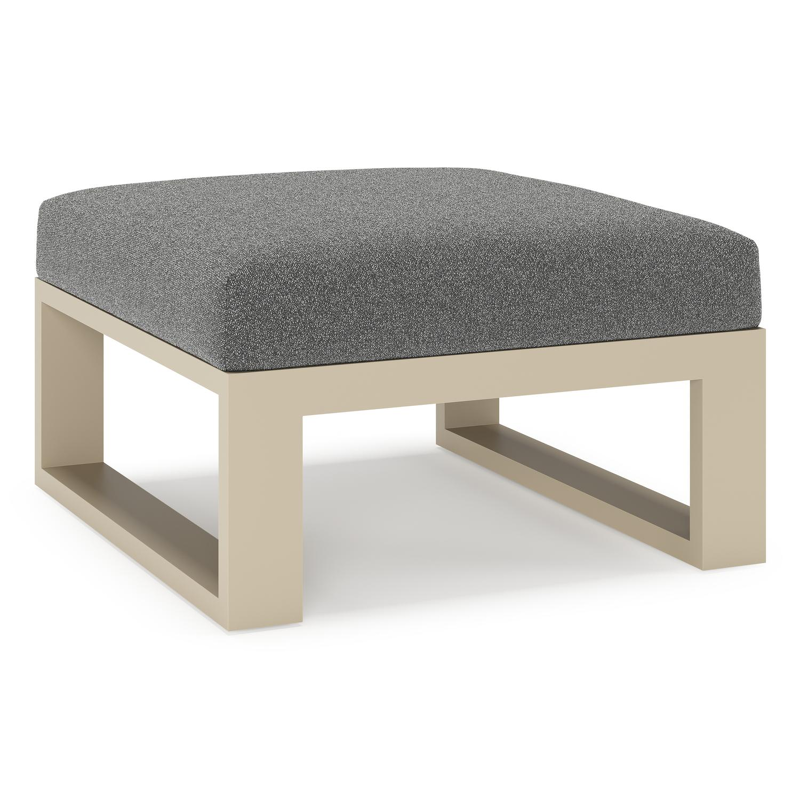 Verato poef in beige aluminium met catania black all weather cosytica kussen