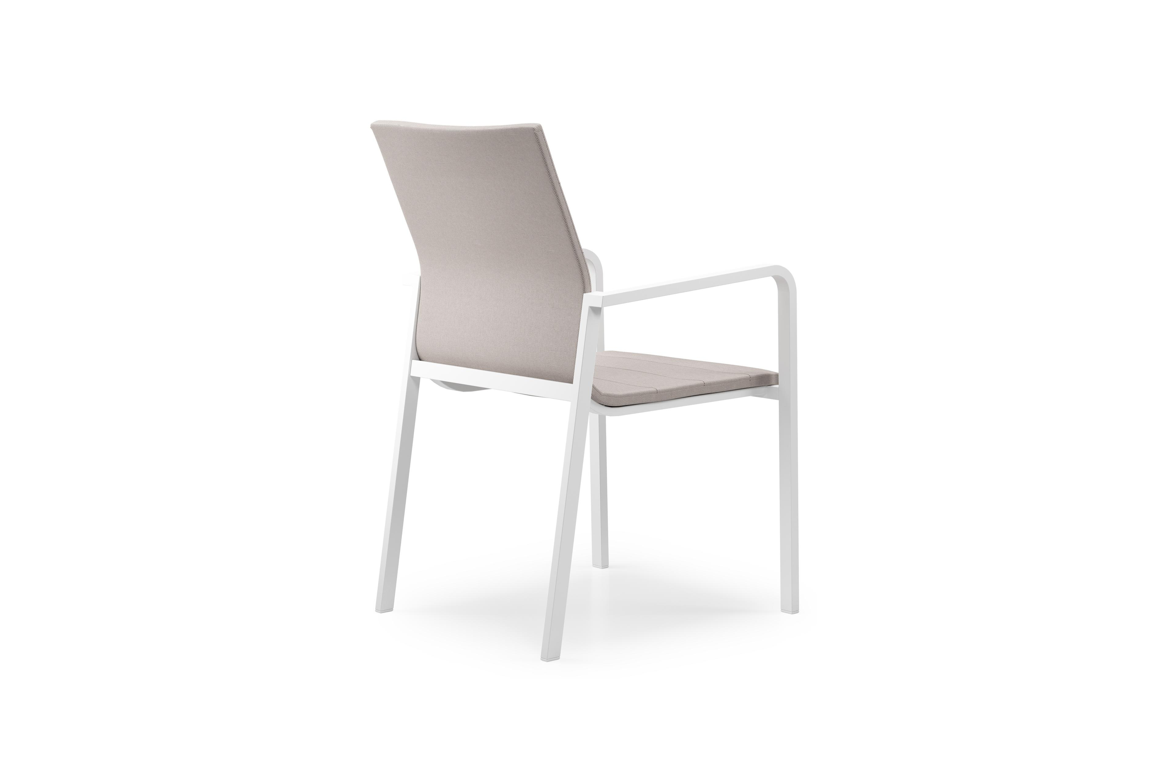 Como stapelbare tuinstoel in wit aluminium en beige luxe textilene