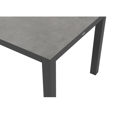 Varese tuinset in zwart aluminium en grijs volkeramiek tafelblad met 6 Rivo tuinstoelen