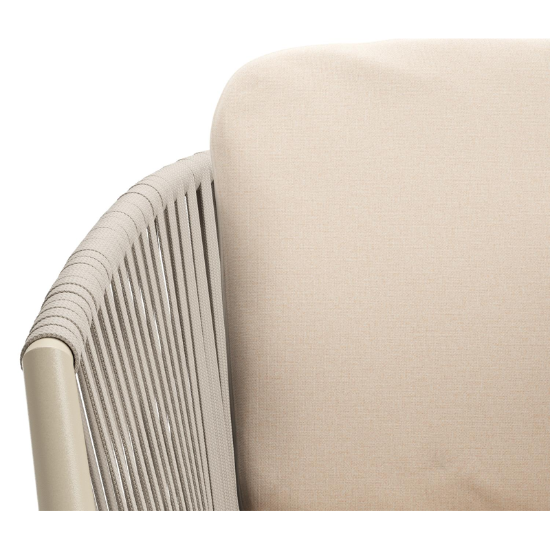 Chaise de jardin Orso en aluminium beige et corde plate tissée verticalement beige avec coussin luxe en All Weather Sunbrella® Luxe Natte Linen Chalk