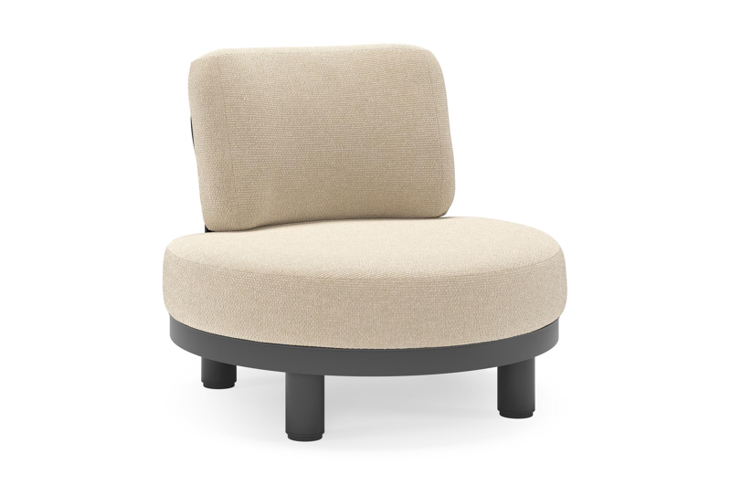 Fauteuil de jardin Donato en aluminium noir et coussins en all weather cosytica Althea Chalk