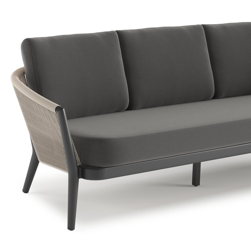 Orso loungebank in zwart aluminium en beige verticaal geweven ronde rope met Natte Charcoal Chine all weather sunbrella® luxe kussen