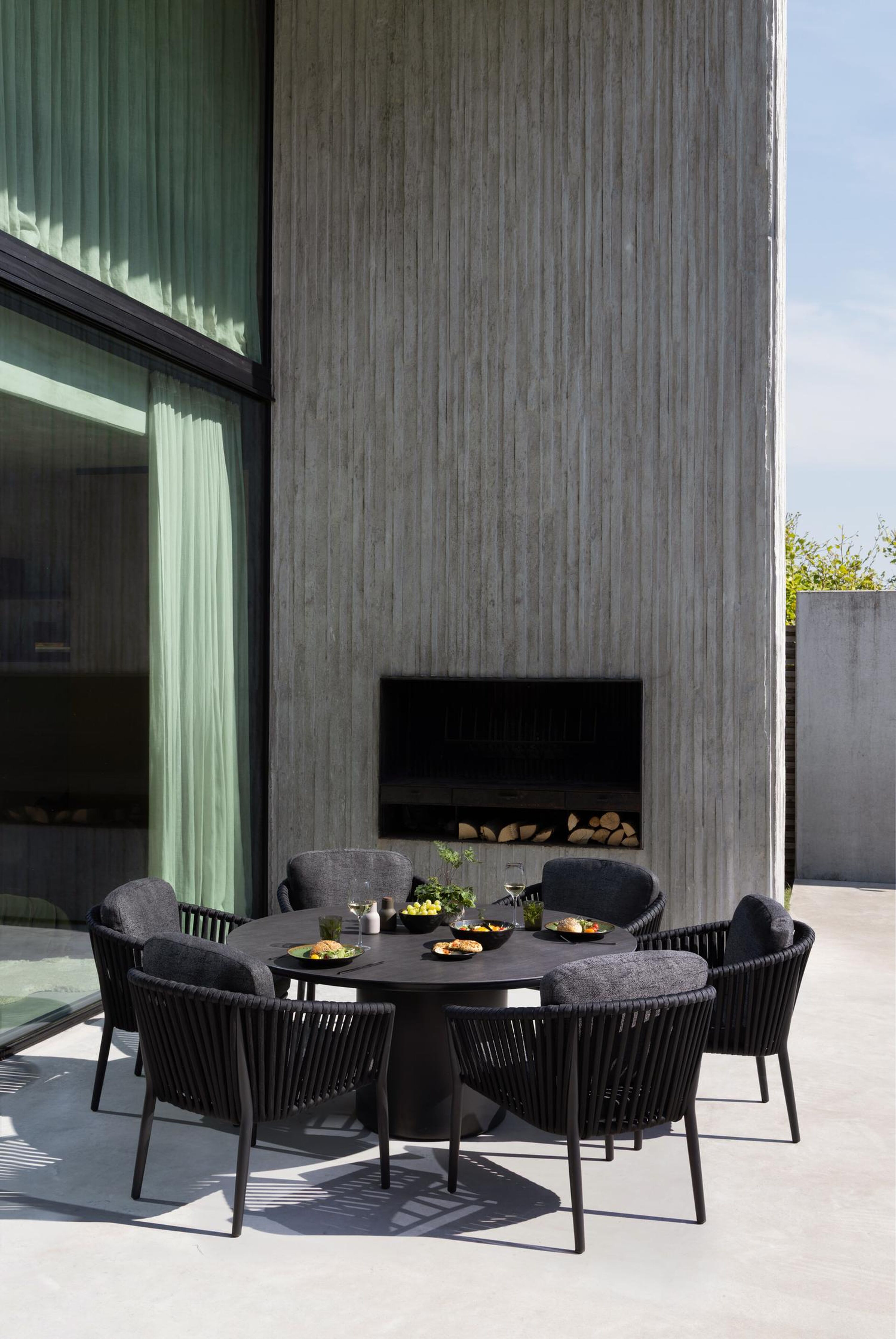Amico low dining tuintafel rond in zwart aluminium en volkeramiek Basalt Black - Dia. 148 x - Dia. 148 x H 61 cm