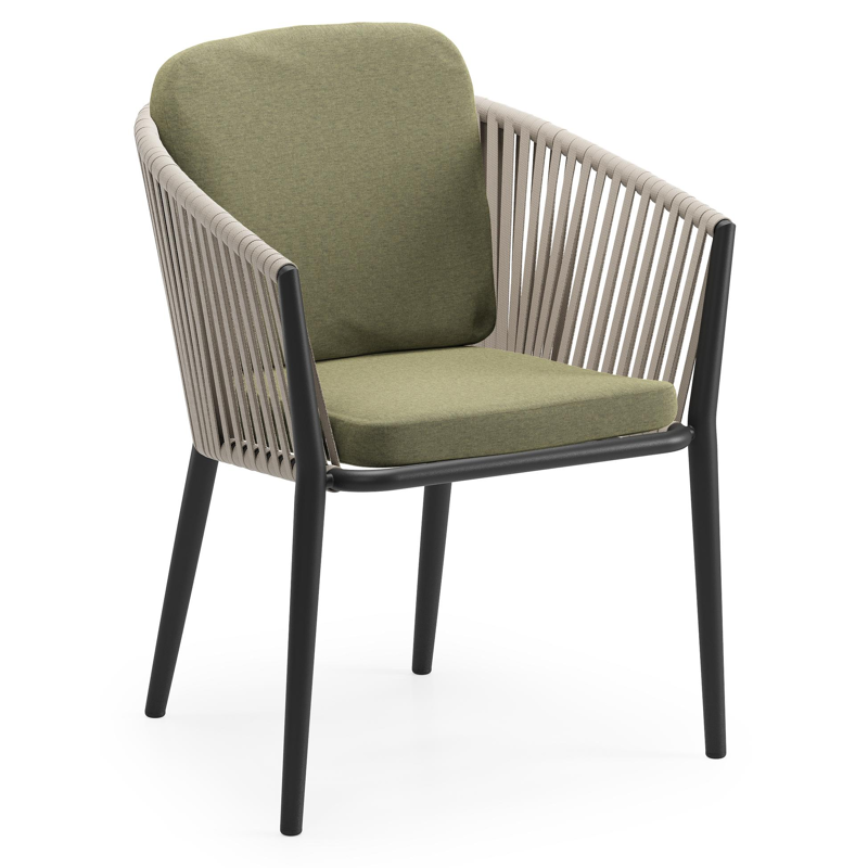 Orso tuinstoel in zwart aluminium en beige verticaal geweven vlakke rope met luxe zitkussen in All Weather Sunbrella® Luxe Heritage Leaf