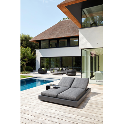 Chaise longue double réglable Como en aluminium noir et coussin en all weather Cosytica althea camel