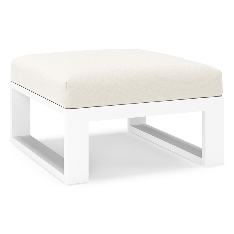 Verato poef in wit aluminium met savane white all weather sunbrella® luxe kussen