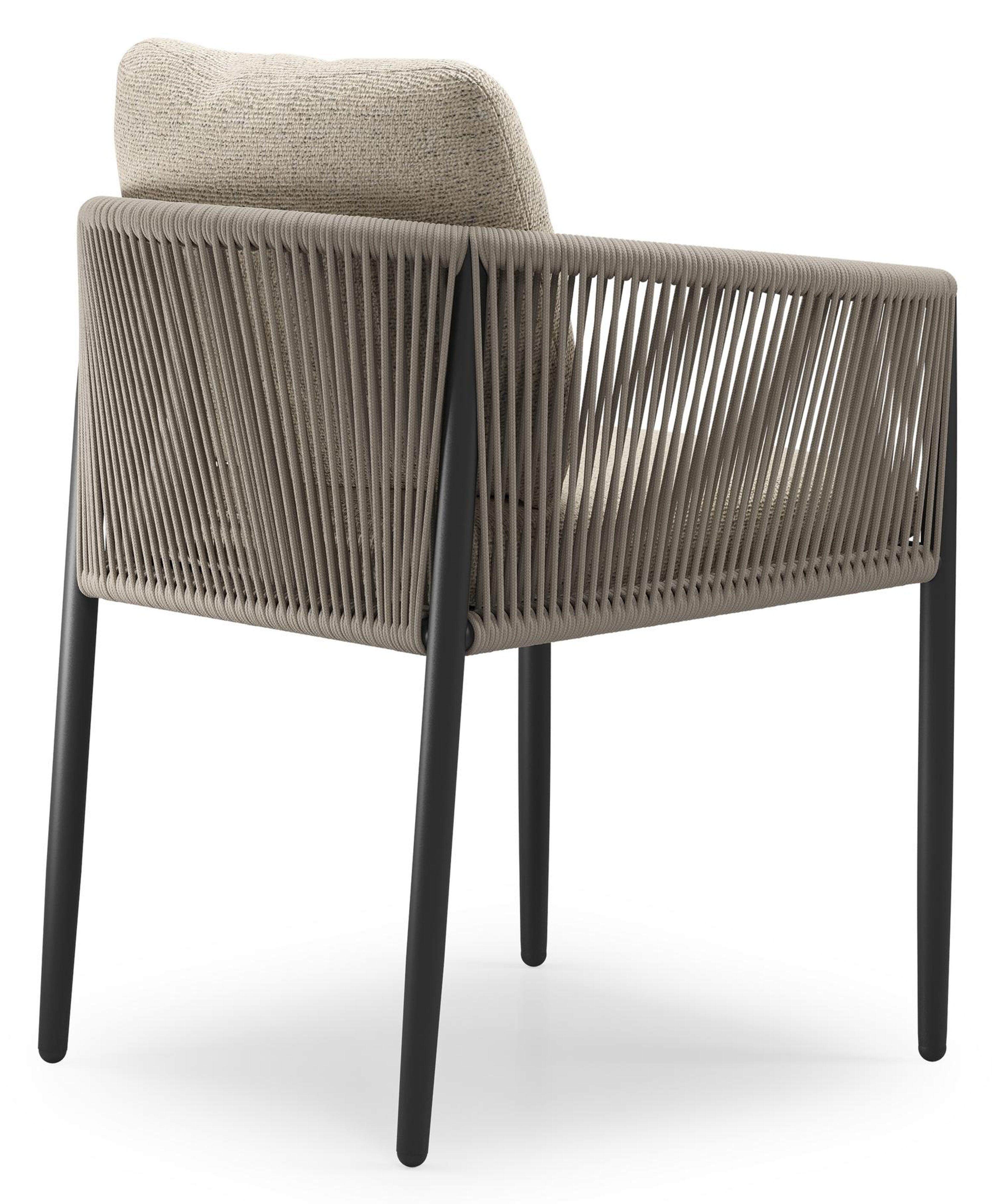 Organo tuinstoel in zwart aluminium en zwart verticaal geweven ronde rope met stoelkussen in All Weather Cosytica Marbella Beige