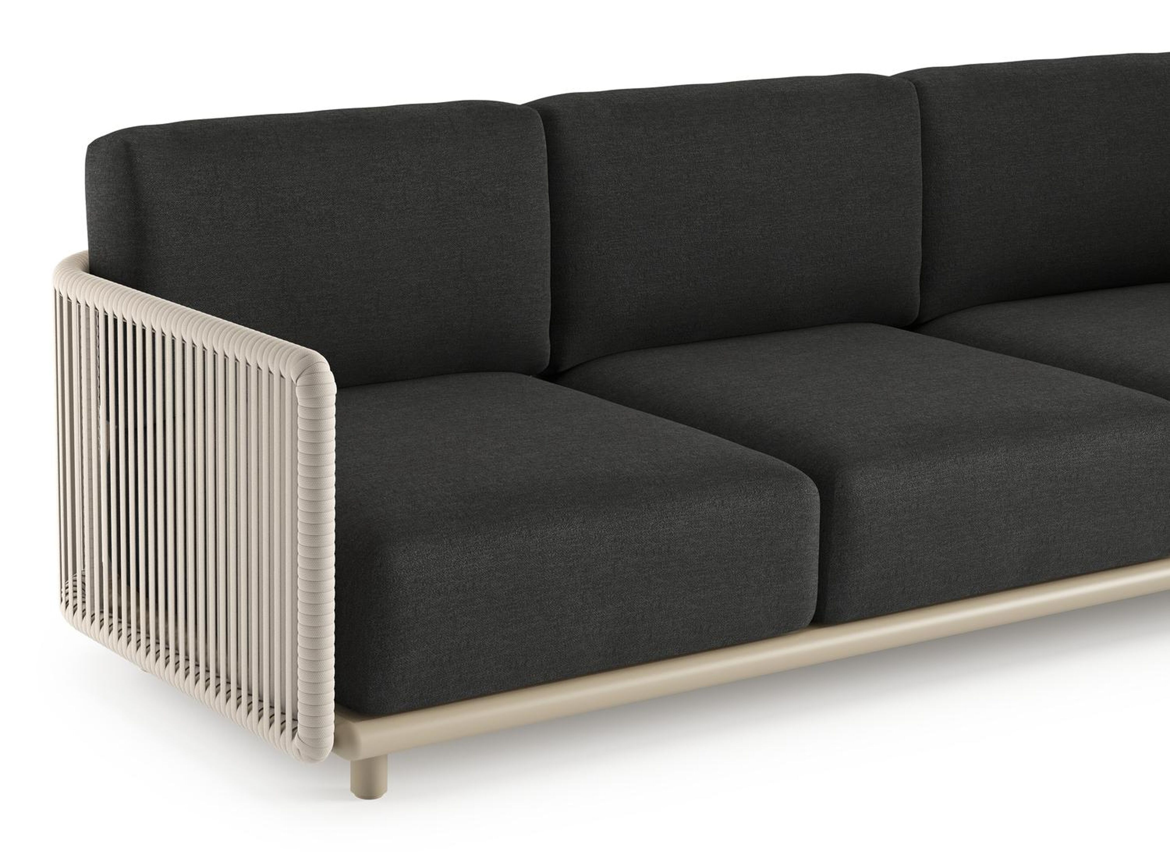 Organo loungehoek in beige aluminium en beige verticaal geweven luxe vlakke rope met chartres sooty all weather sunbrella® luxe kussens