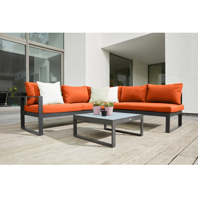 Caldela loungehoek in zwart aluminium met pumpkin polyester kussens en loungetafel