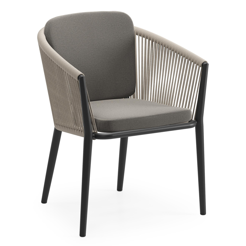 Orso tuinstoel in zwart aluminium en beige verticaal geweven ronde rope met zitkussen in All Weather Sunbrella® Luxe Natte Dark Taupe