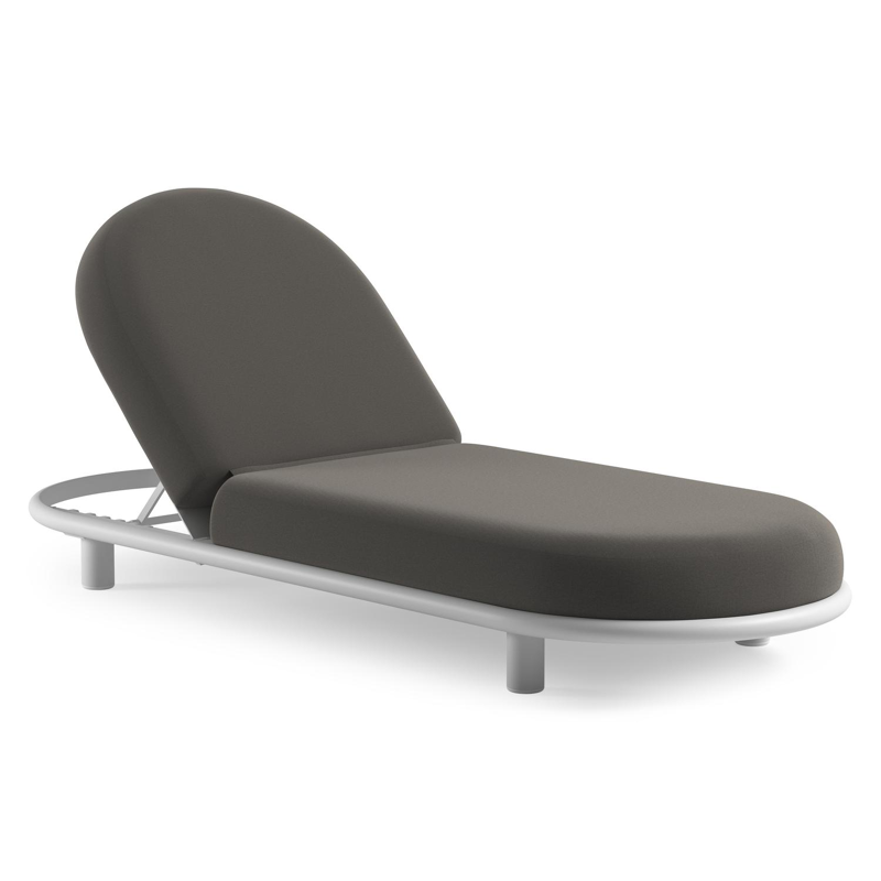 Chaise longue réglable Lomano en aluminium blanc avec natte dark taupe all weather sunbrella® luxe coussin