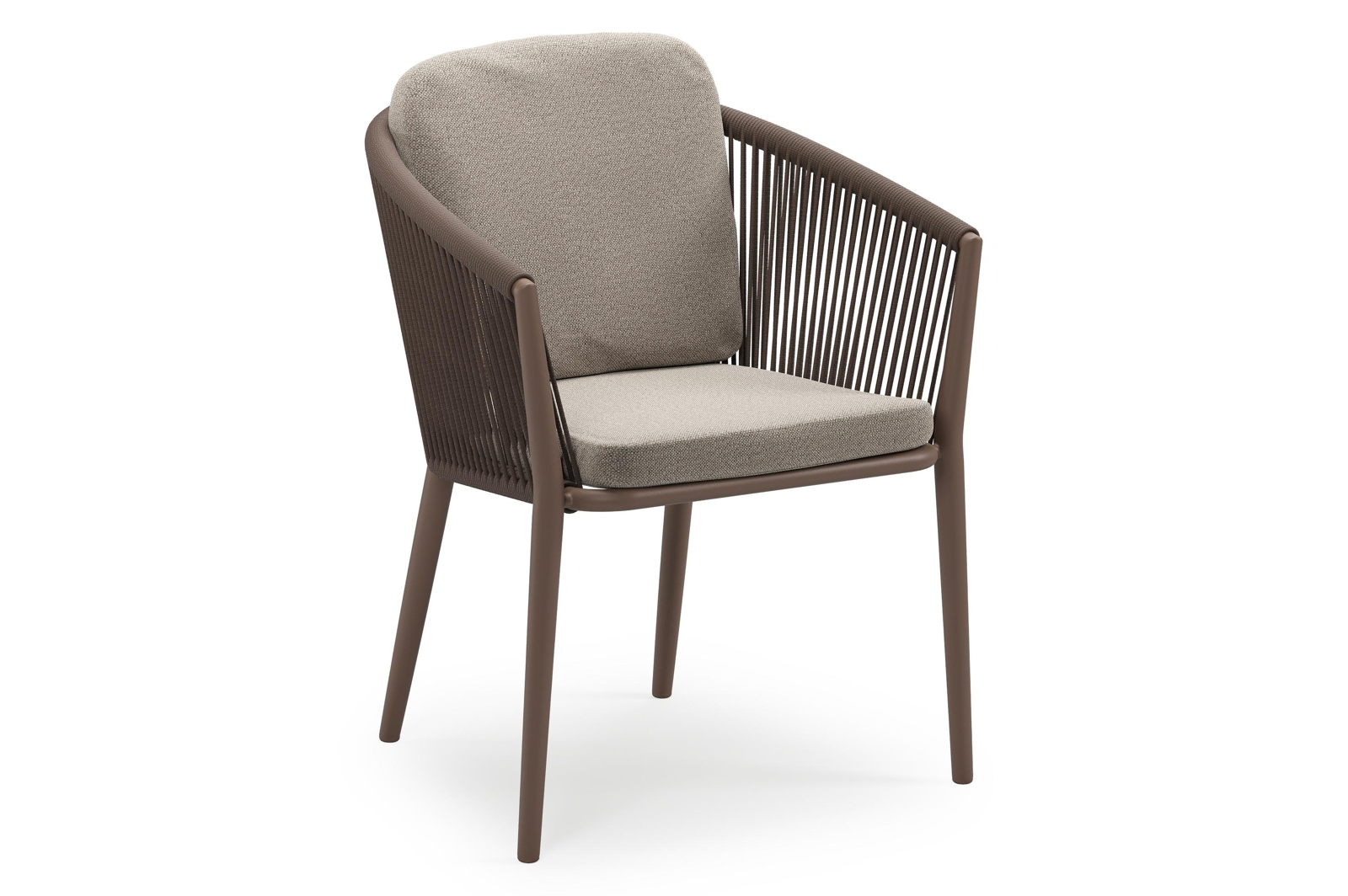 Chaise de jardin empilable Orso en aluminium taupe et corde ronde tissée verticalement taupe avec coussin en All Weather Sunbrella® Luxe Savane Coconut