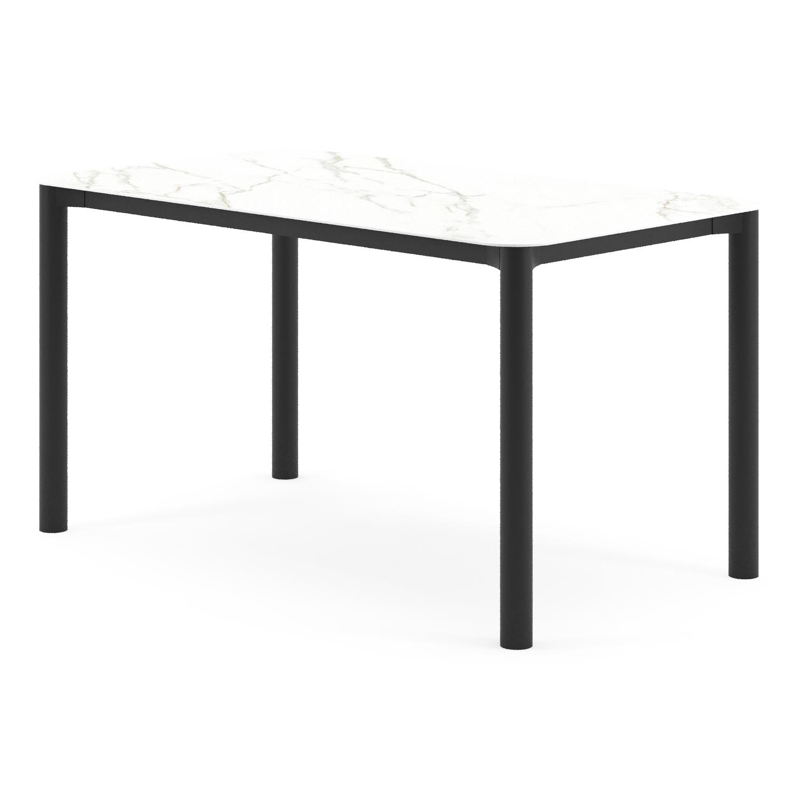 Orso tuintafel rechthoekig afgerond in zwart aluminium en volkeramiek Calacatta - L 140 x B 80 x H 75 cm