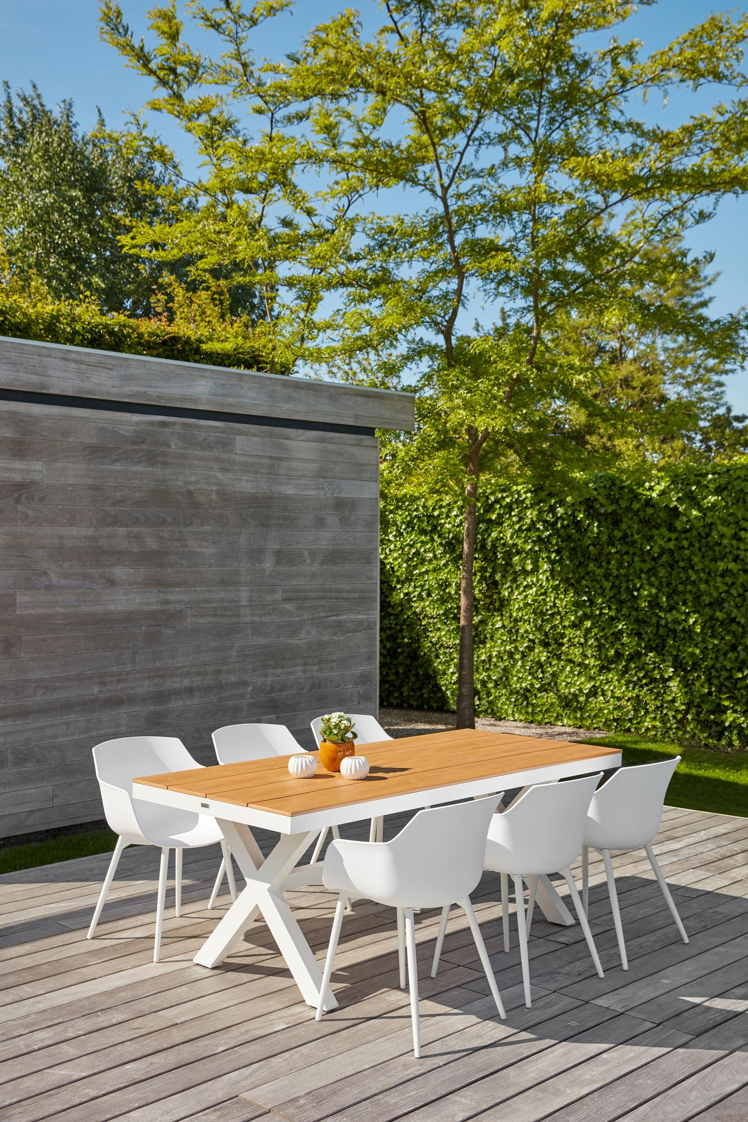 Paco tuinstoel in wit aluminium en wit kunststof