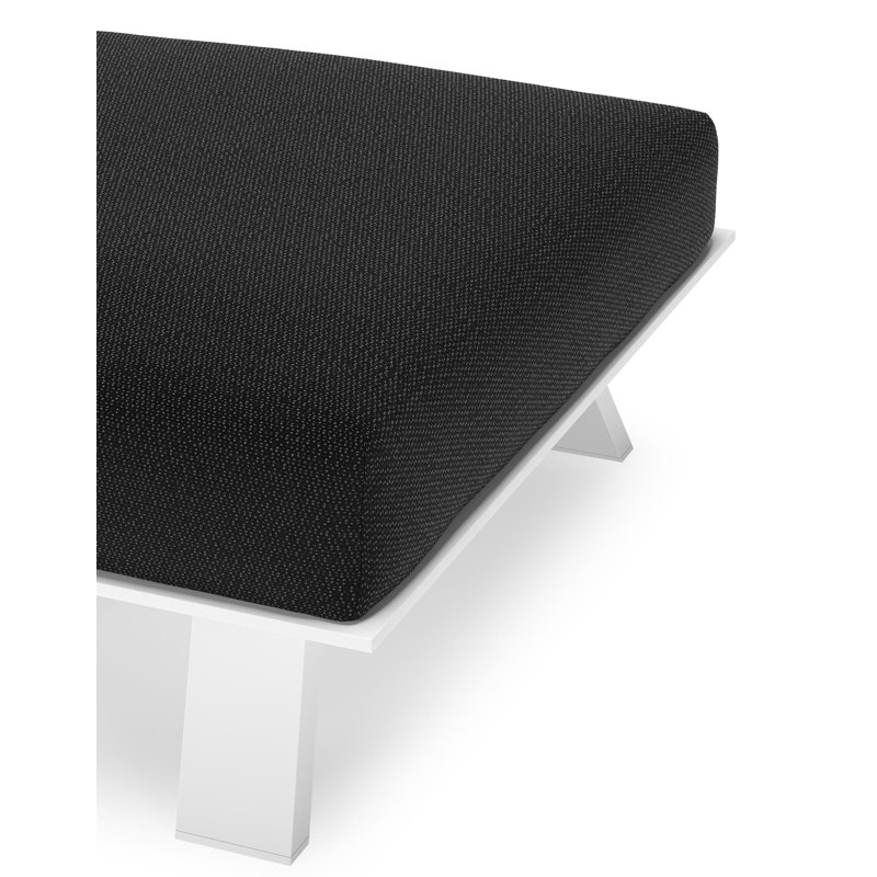 Pouf Cesano en aluminium blanc et coussin en all weather Sunbrella® luxe lopi baribal