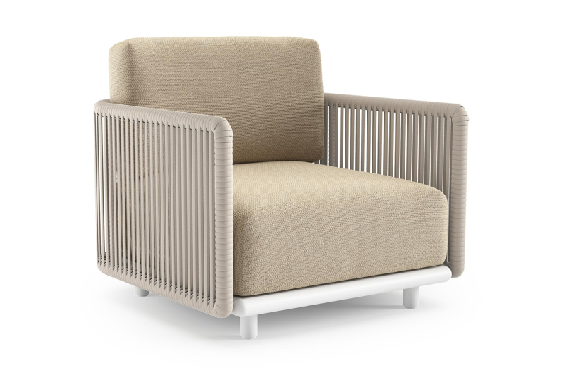 Organo loungestoel in wit aluminium en beige verticaal geweven luxe vlakke rope met althea camel all weather Cosytica kussen